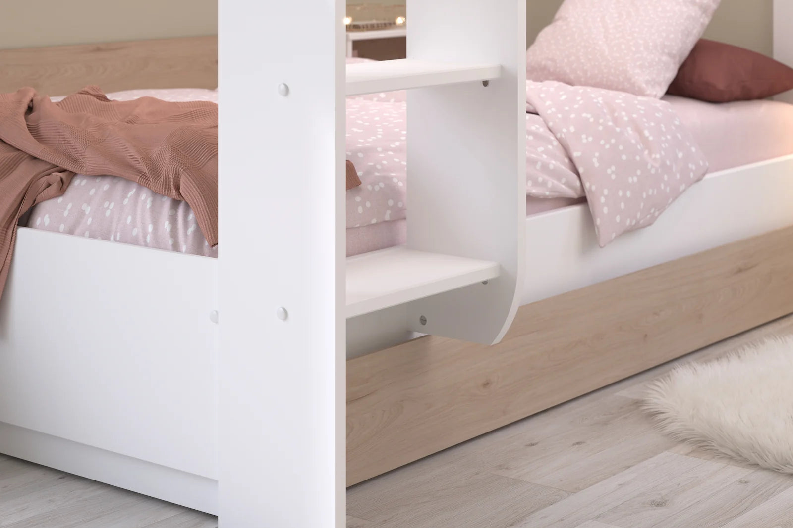 Salto Køyeseng for 3 Personer med Uttrekkbar Gjesteseng 90x200 – Hvit/Natur